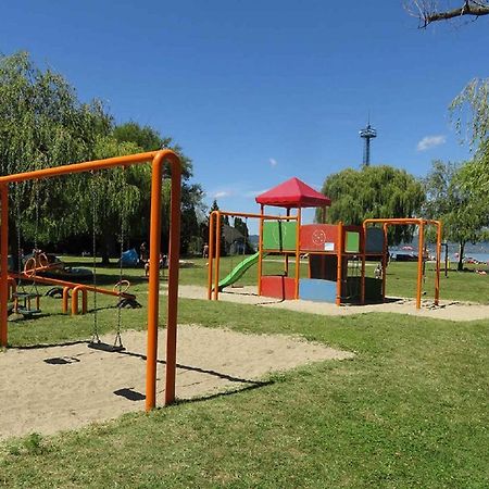 Holiday Home Balatonmariafurdo, Somogy 1 Balatonkeresztur Bagian luar foto
